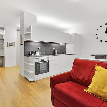 Design & Comfort - Loft In Milan's Historic Center Milan